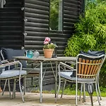 Casa vacanze Cozy In With Kitchen *